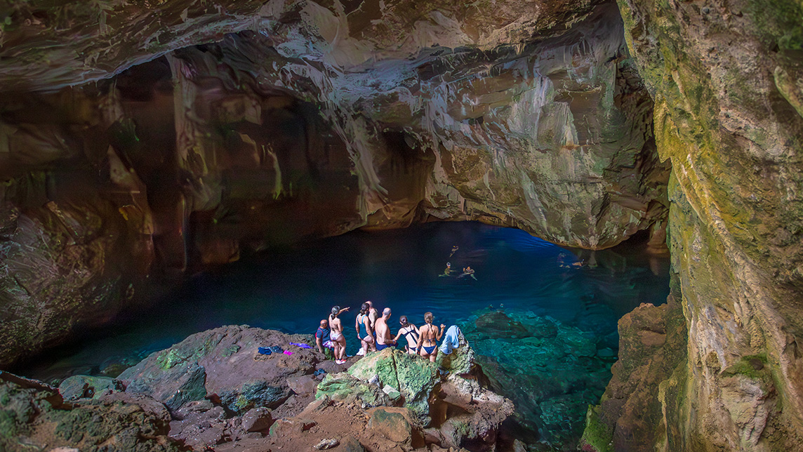 Ruta Guiada en Kayak a la Cueva de Neptuno con Baño